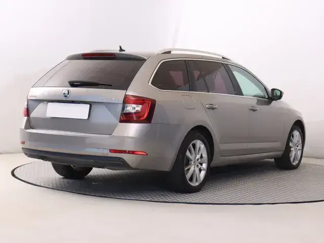 Skoda Octavia Combi 2017 photo 4