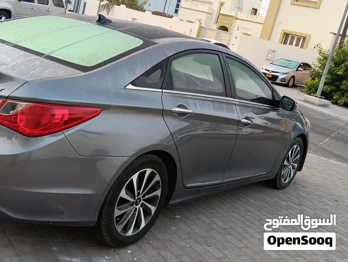Hyundai Sonata 2012 photo 2