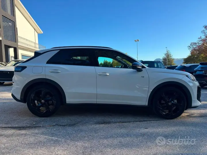 Volkswagen T-Roc 2026 photo 4