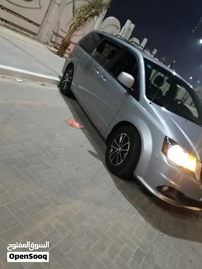 Dodge Caravan