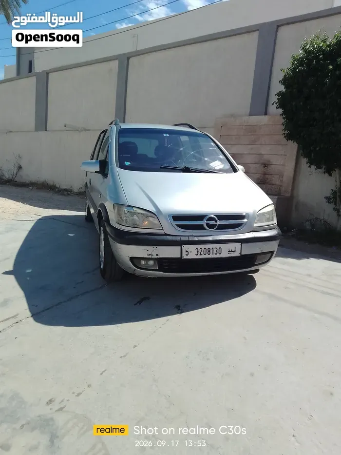 Opel Zafira 2011 photo 5
