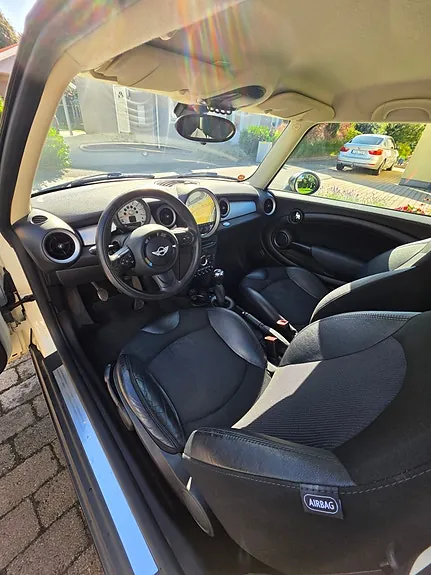 Mini One 2014 photo 3
