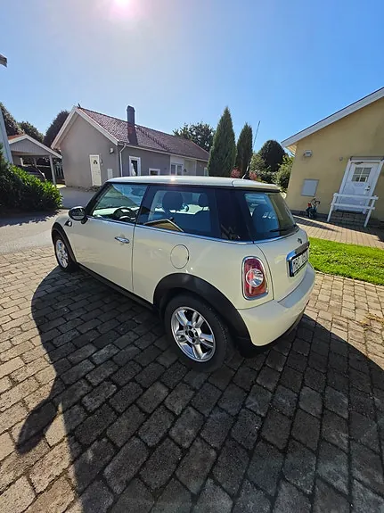 Mini One 2014 photo 2
