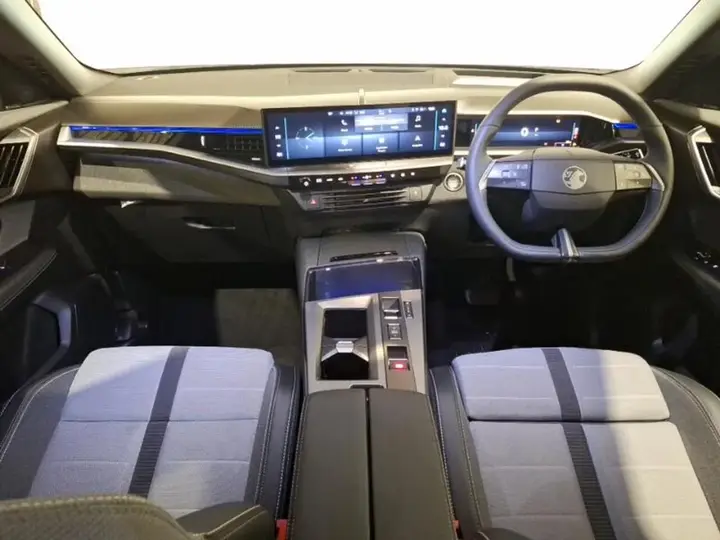 Vauxhall Grandland 2025 photo 3