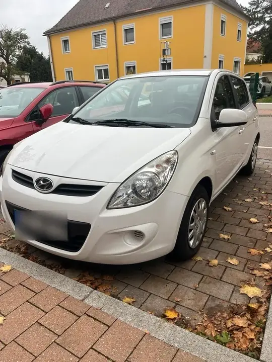 Hyundai I20