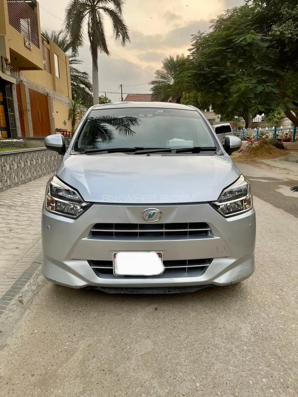 Daihatsu Mira
