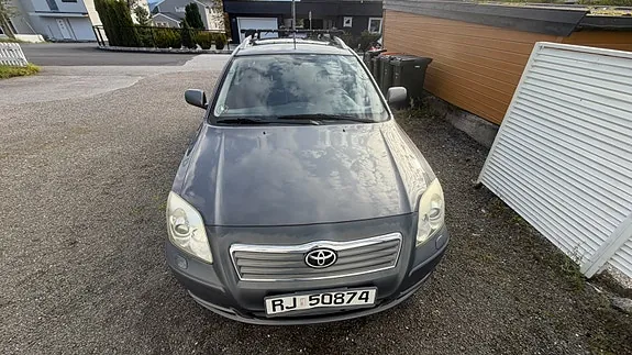 Toyota Avensis 2005 photo 3