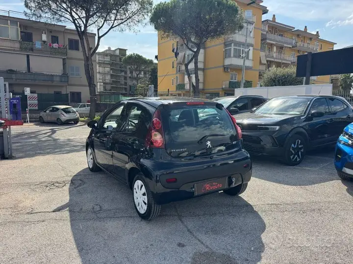 Peugeot 107 2012 photo 4