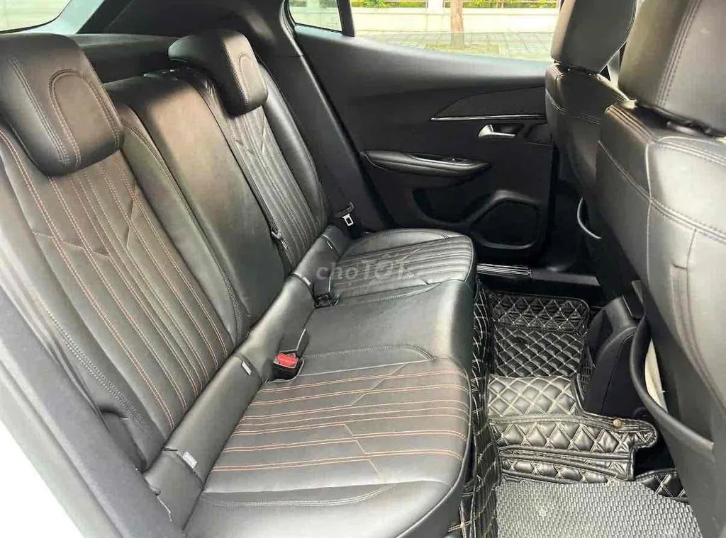 Peugeot 5008 2018 photo 5