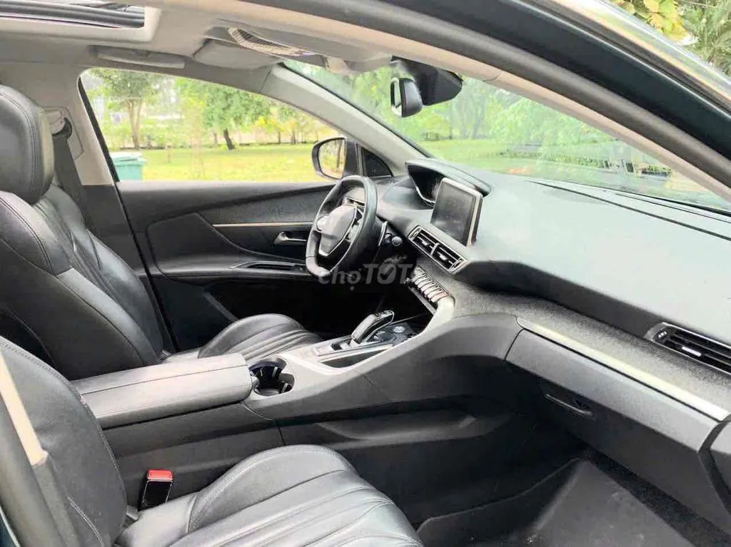Peugeot 5008 2018 photo 2