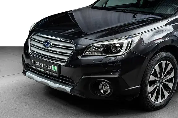 Subaru Outback 2017 photo 2