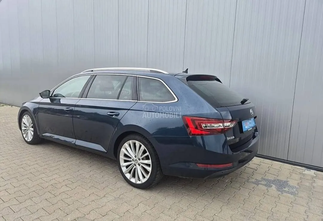 Skoda Superb 2016 photo 2