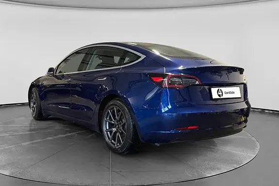 Tesla Model 3 2020 photo 3