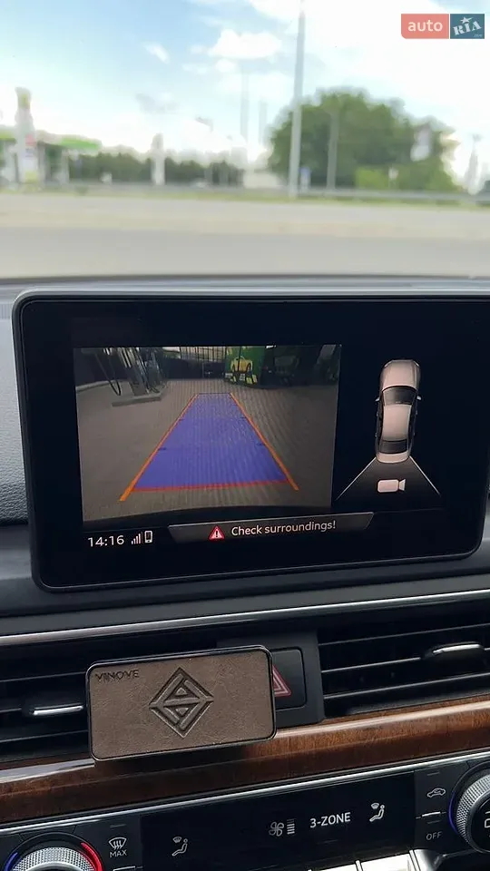 Audi A4 2018 photo 5