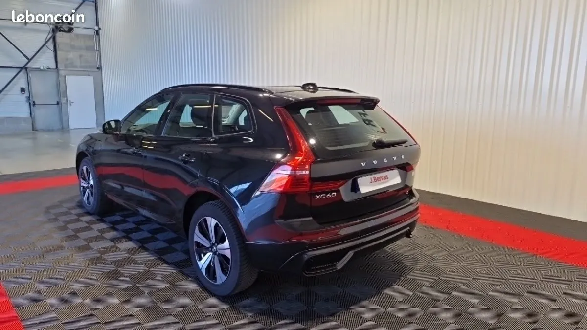Volvo Xc60 2023 photo 3