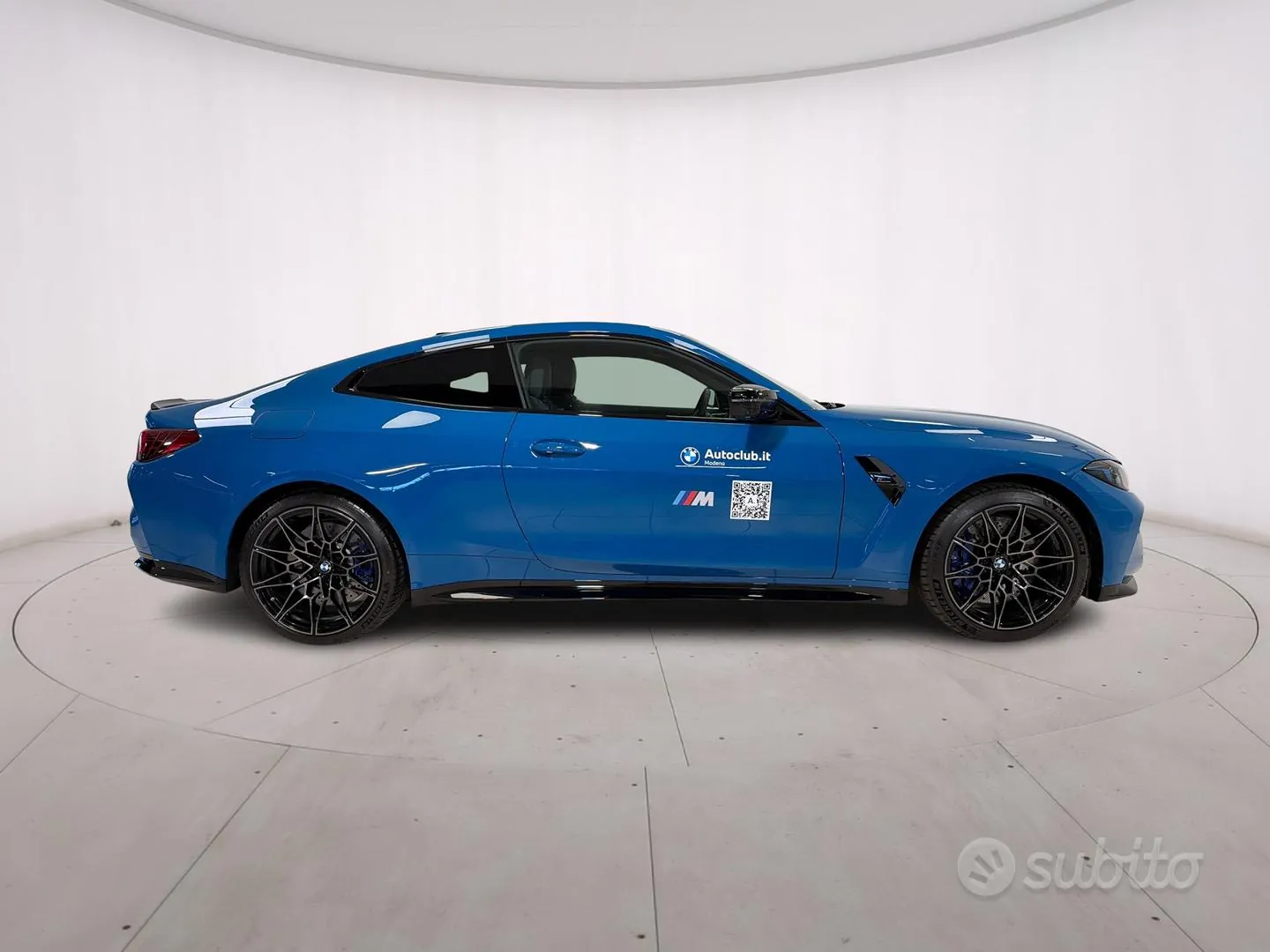 BMW M4 Competition 2023 photo 4