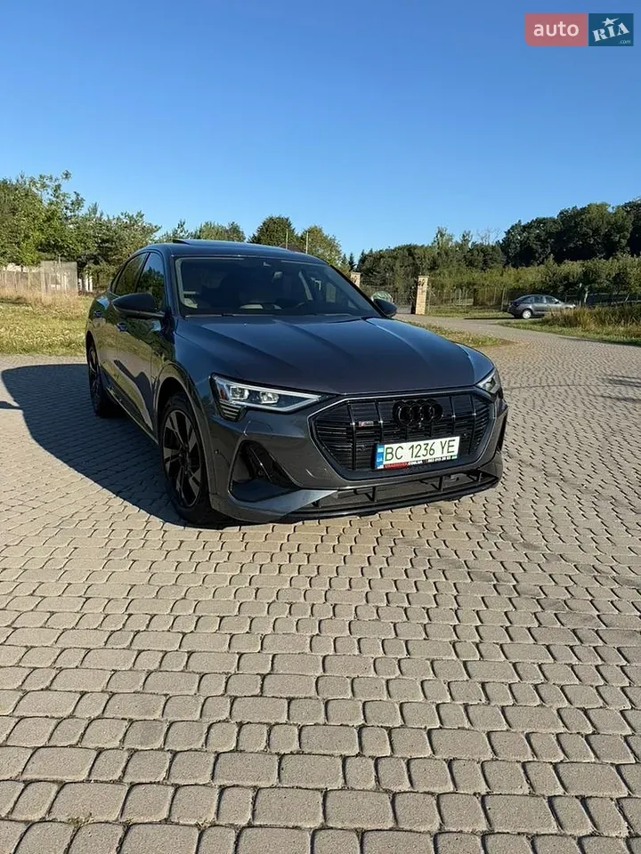 Audi E-Tron Sportback