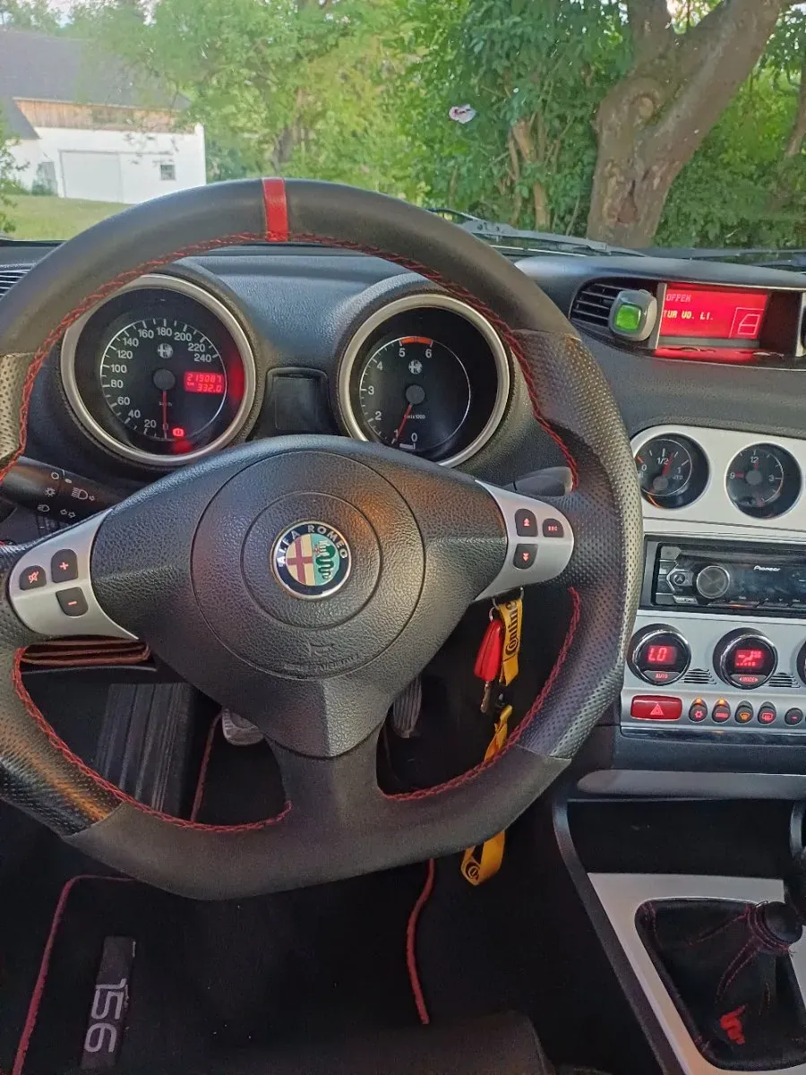Alfa Romeo 156 2002 photo 2