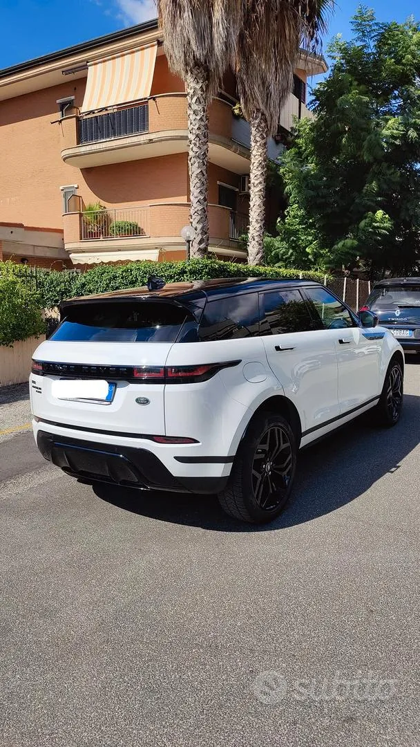 Land Rover Range Rover Evoque 2019 photo 2