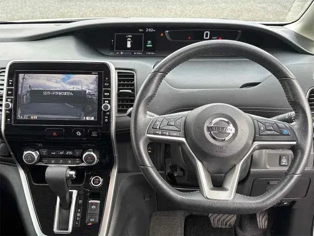Nissan Serena 2018 photo 2