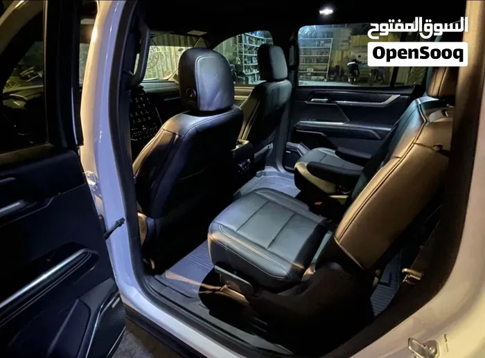 GMC Acadia 2025 photo 4
