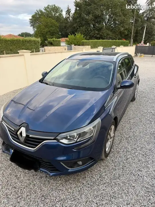 Renault Megane 2018 photo 3