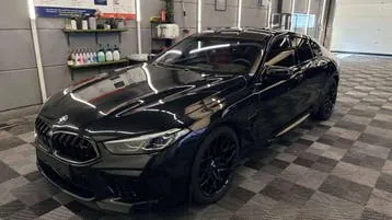 BMW M8