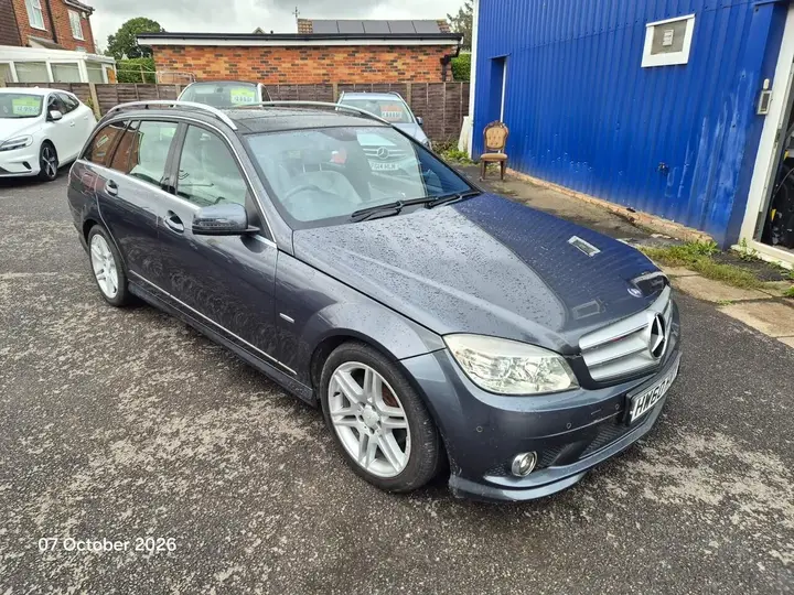 Mercedes-Benz C-Class 2010 photo 5