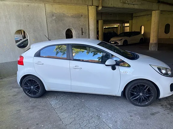 Kia Rio 2012 photo 4