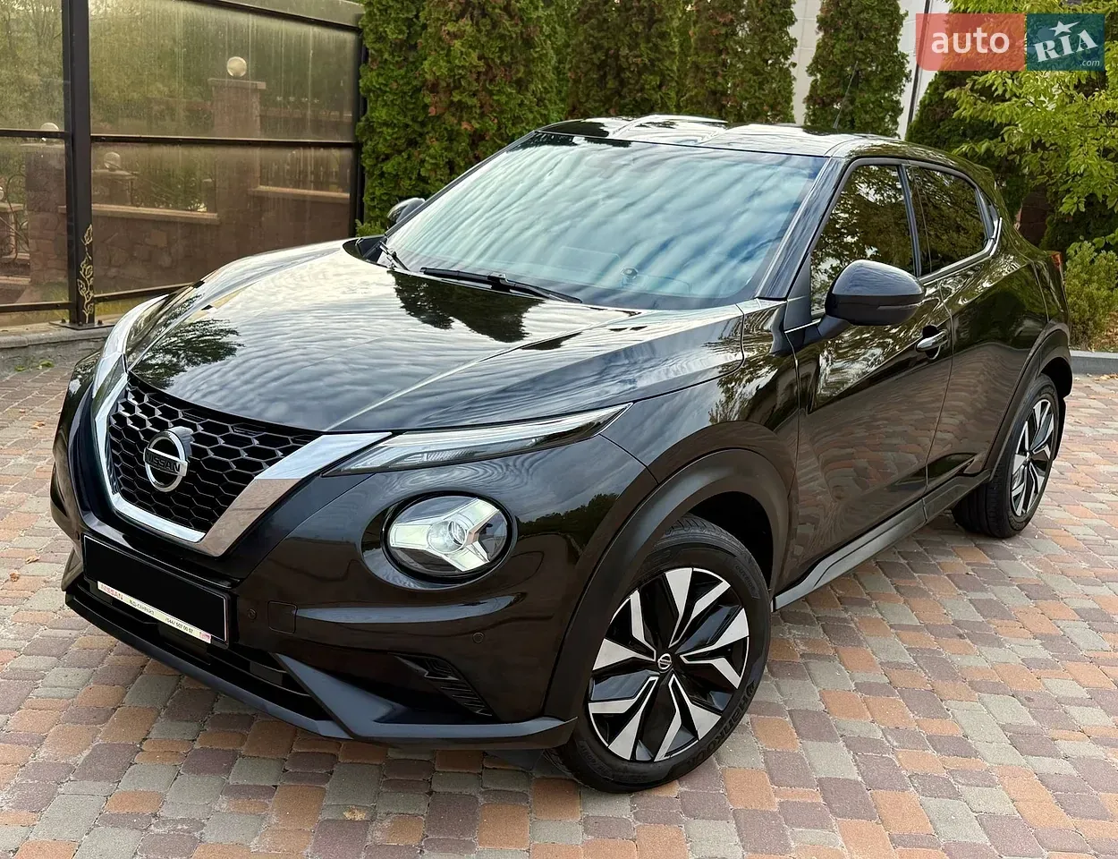 Nissan Juke 2022 photo 2