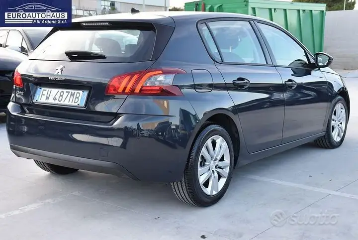 Peugeot 308 2019 photo 4