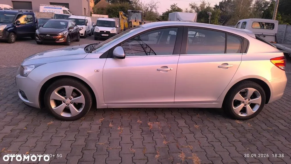 Chevrolet Cruze 2012 photo 4