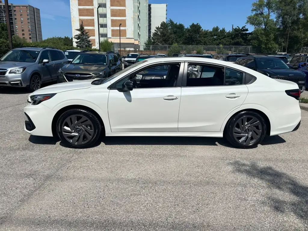 Subaru Legacy 2024 photo 2