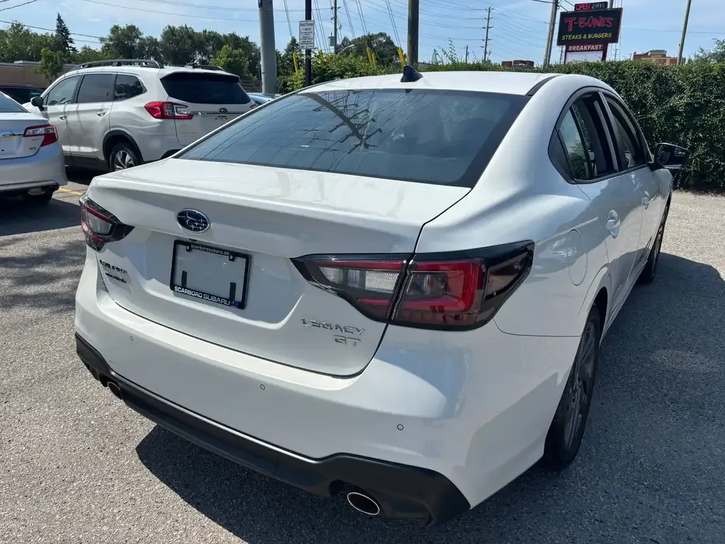 Subaru Legacy 2024 photo 4