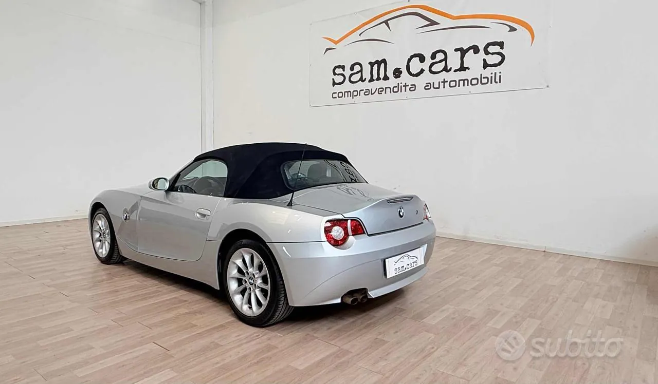 BMW Z4 2004 photo 3