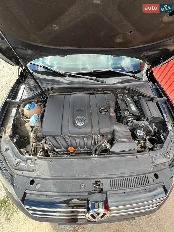 Volkswagen Passat 2013 photo 5