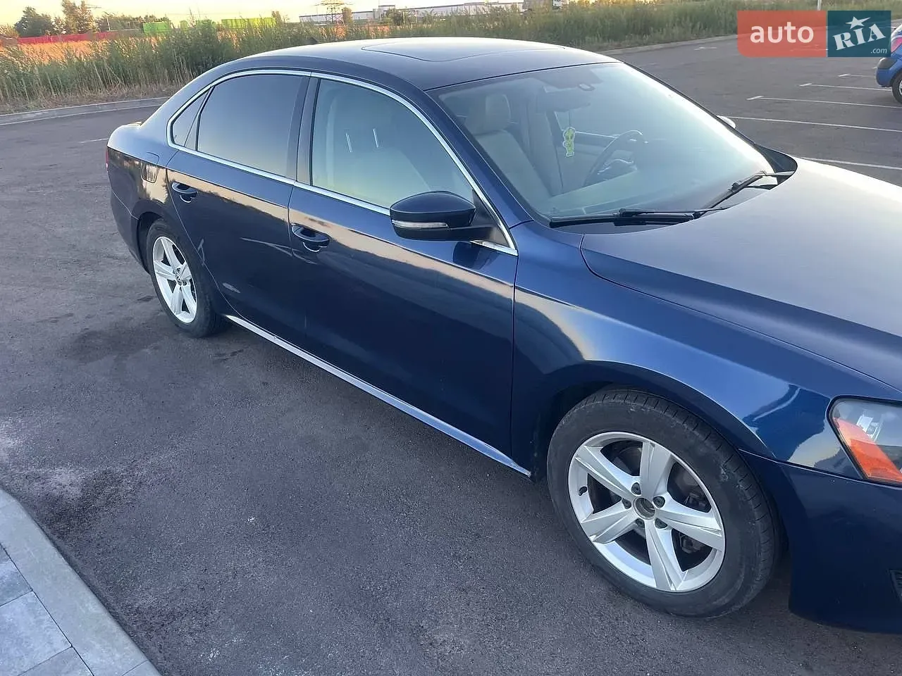 Volkswagen Passat 2013 photo 3
