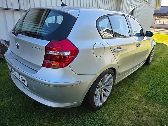 BMW 120I 2008 photo 2