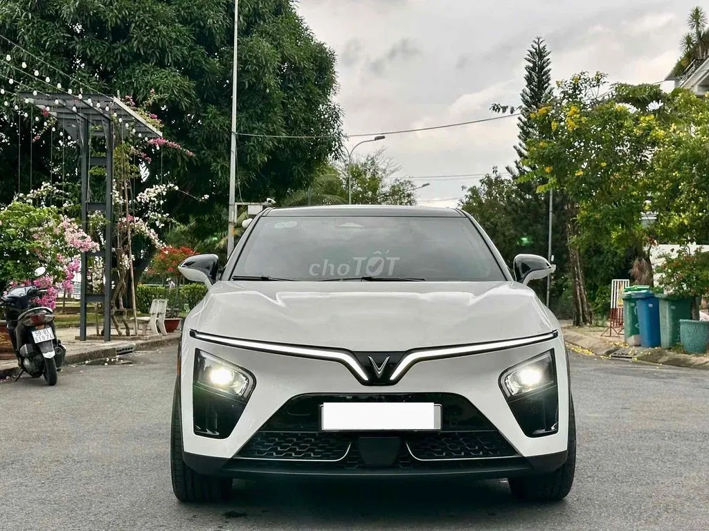 Vinfast Vf7