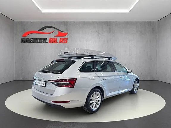 Skoda Superb 2020 photo 5