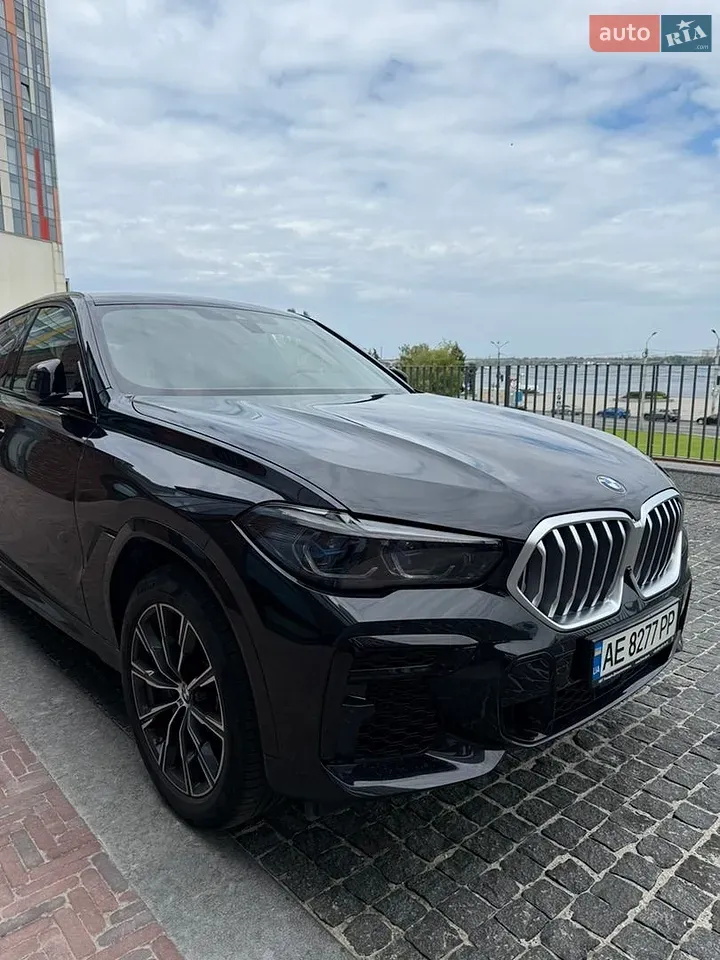 BMW X6 2022 photo 2