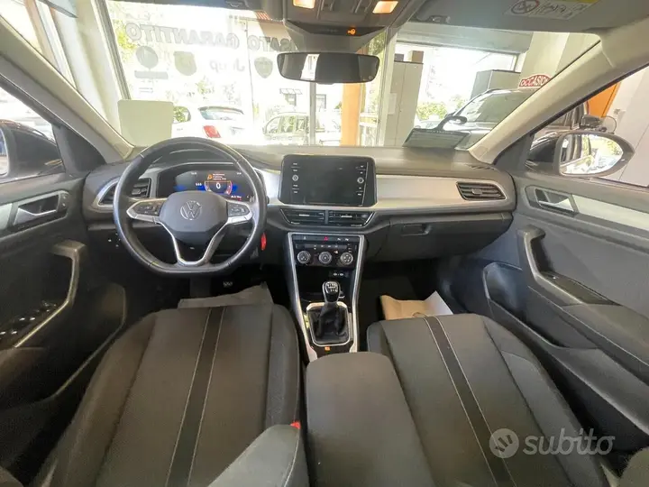 Volkswagen T-Roc 2023 photo 5