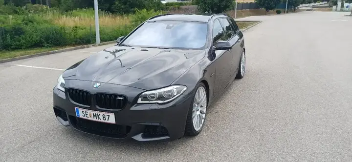 BMW 5 Series 2013 photo 2