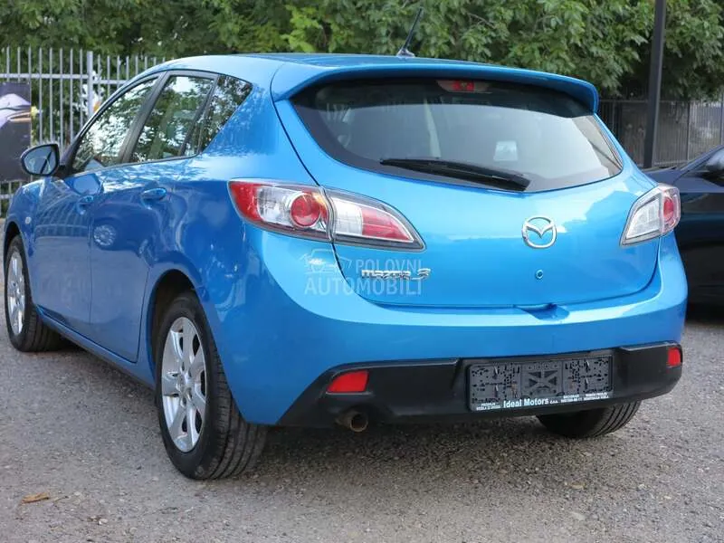 Mazda 3 2011 photo 4