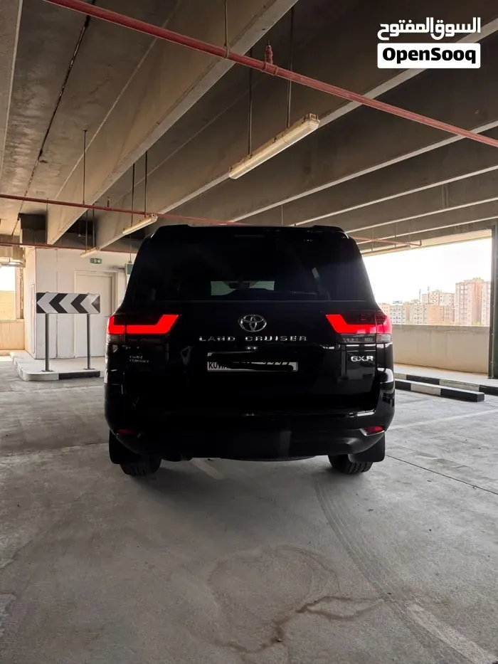 Toyota Land Cruiser 2022 photo 2