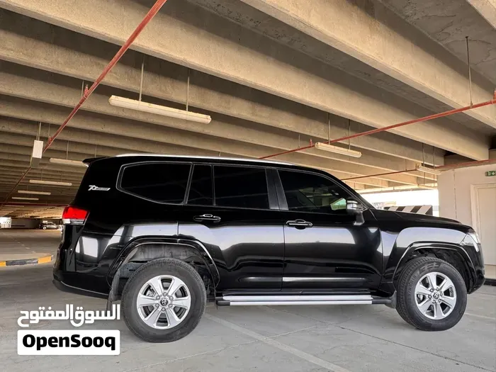 Toyota Land Cruiser 2022 photo 3