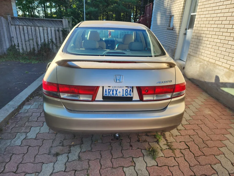 Honda Accord 2003 photo 2
