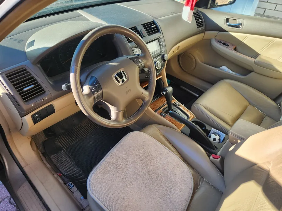 Honda Accord 2003 photo 4