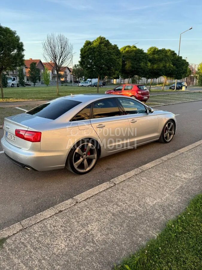Audi A6 2012 photo 4