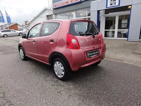 Suzuki Alto 2010 photo 3